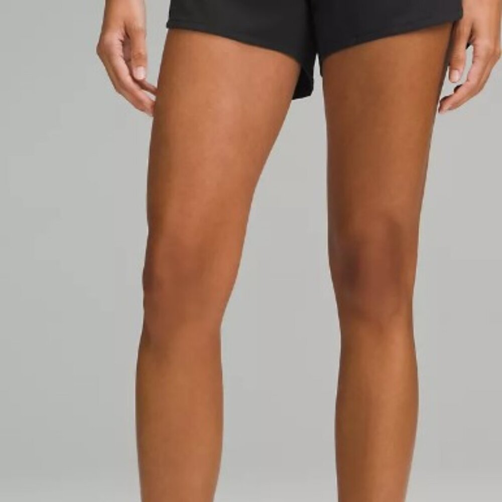 Lululemon Speed Up High Rise 4" Short - Size 10
